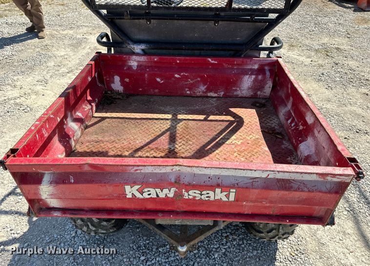 image for item NT9145 2001 Kawasaki Mule 550 utility vehicle