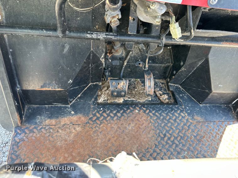 image for item NT9145 2001 Kawasaki Mule 550 utility vehicle