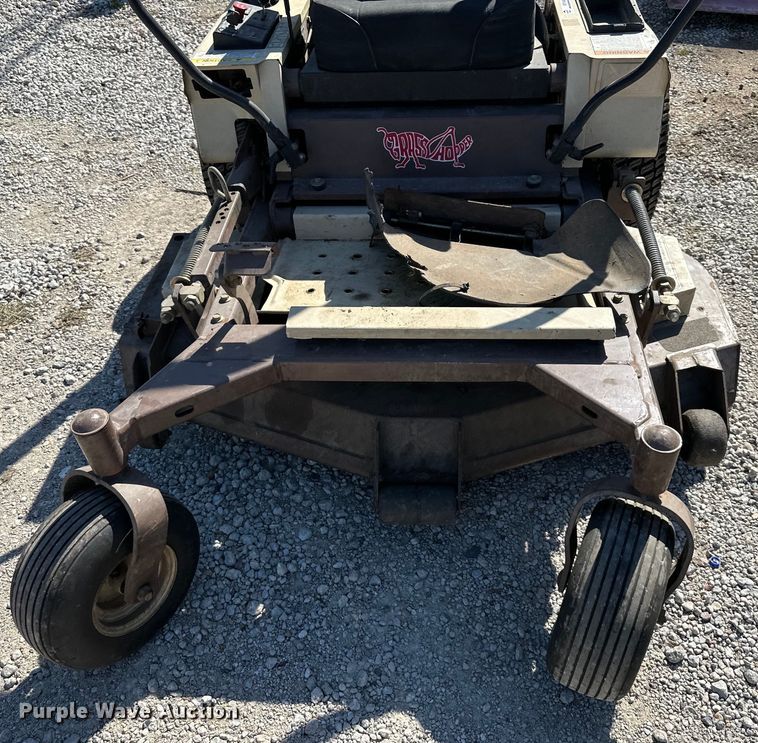 image for item NT9146 Grasshopper 223 ZTR lawn mower