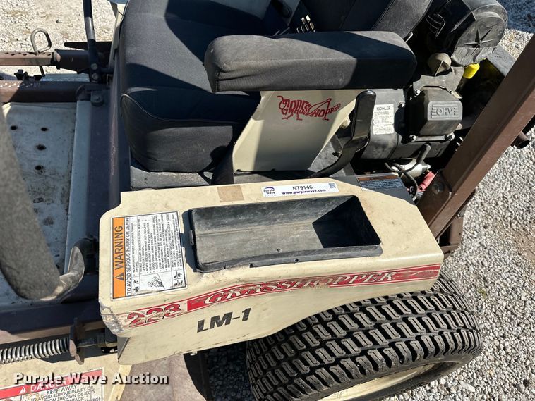 image for item NT9146 Grasshopper 223 ZTR lawn mower