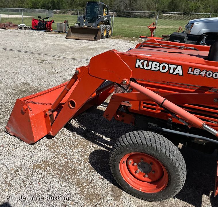 image for item NT9147 Kubota  L2350 MFWD tractor