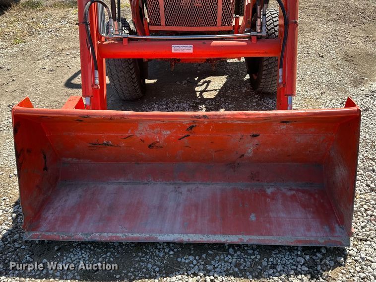 image for item NT9147 Kubota  L2350 MFWD tractor