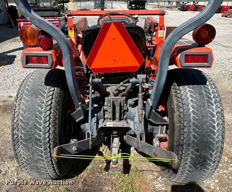 image for item NT9147 Kubota  L2350 MFWD tractor