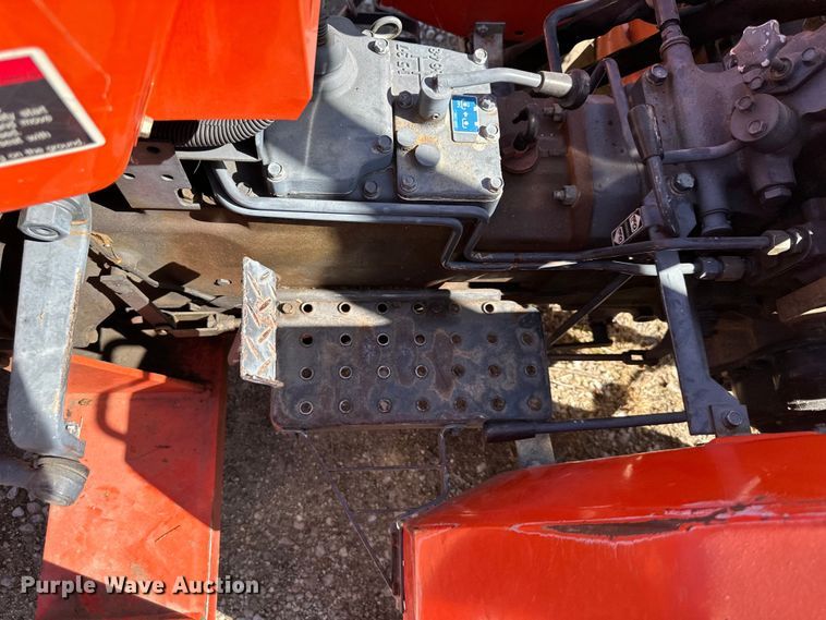 image for item NT9147 Kubota  L2350 MFWD tractor