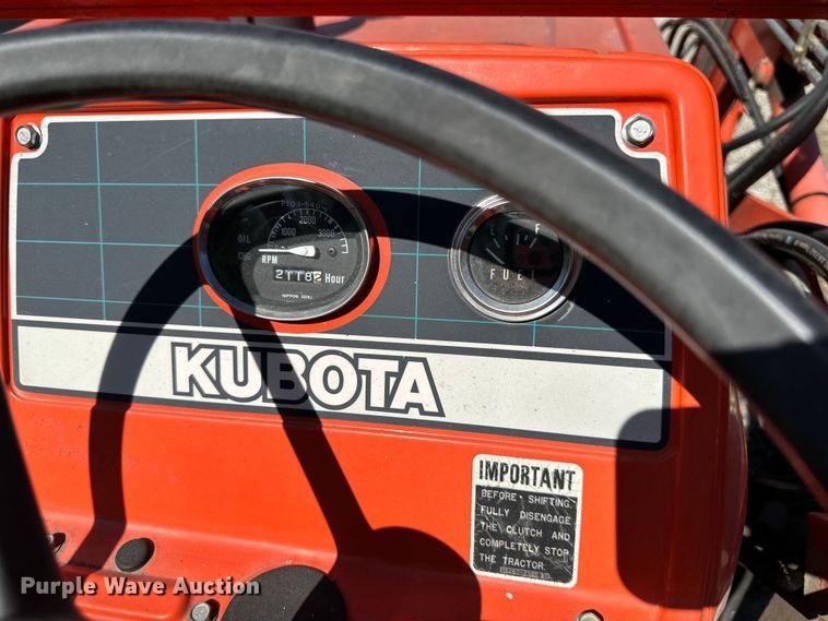 image for item NT9147 Kubota  L2350 MFWD tractor