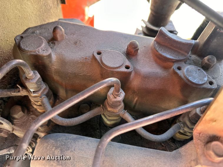 image for item NT9147 Kubota  L2350 MFWD tractor