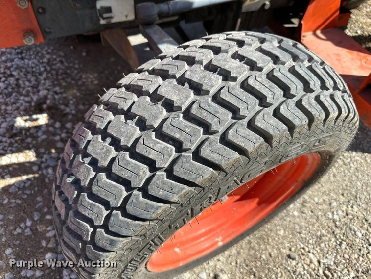 image for item NT9147 Kubota  L2350 MFWD tractor