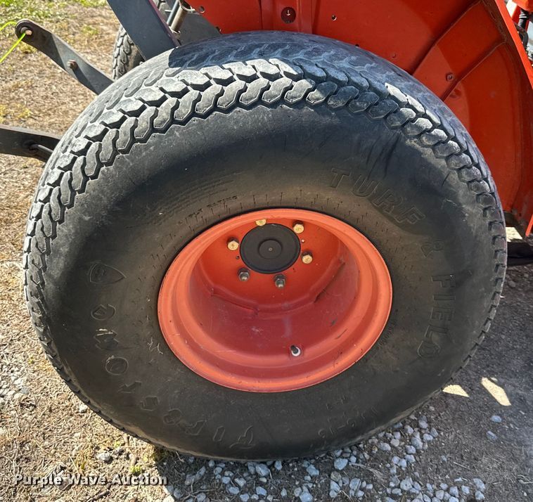 image for item NT9147 Kubota  L2350 MFWD tractor