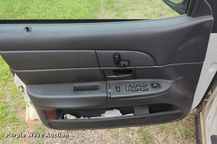 image for item NZ9622 2005 Ford Crown Victoria Police Interceptor 