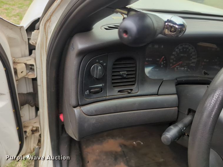 image for item NZ9622 2005 Ford Crown Victoria Police Interceptor 