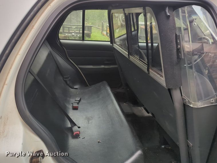 image for item NZ9622 2005 Ford Crown Victoria Police Interceptor 