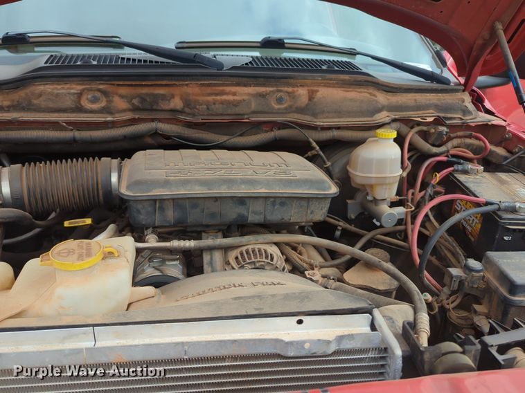 image for item NZ9623 2005 Dodge Ram 1500 Quad Cab pickup truck