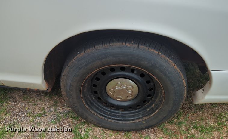 image for item NZ9625 2002 Ford Crown Victoria Police Interceptor  