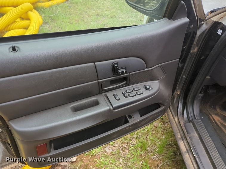 image for item NZ9626 2003 Ford Crown Victoria Police Interceptor  