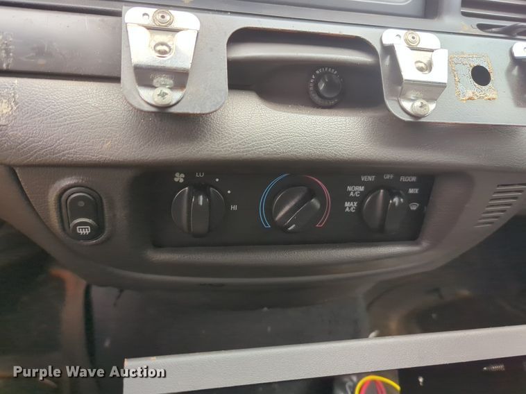 image for item NZ9626 2003 Ford Crown Victoria Police Interceptor  