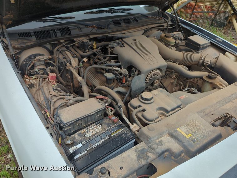 image for item NZ9626 2003 Ford Crown Victoria Police Interceptor  