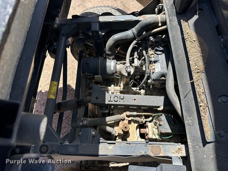 image for item OE9061 2010 Kubota RTV 500 utility vehicle