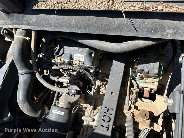 image for item OE9061 2010 Kubota RTV 500 utility vehicle