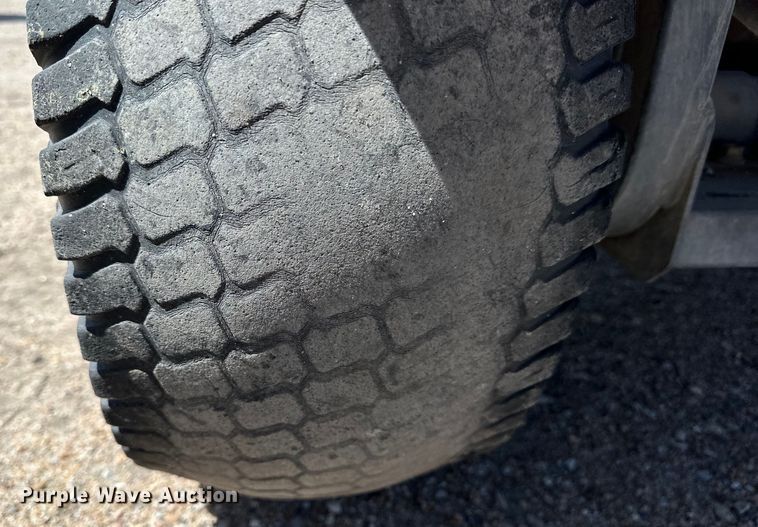 image for item OE9061 2010 Kubota RTV 500 utility vehicle