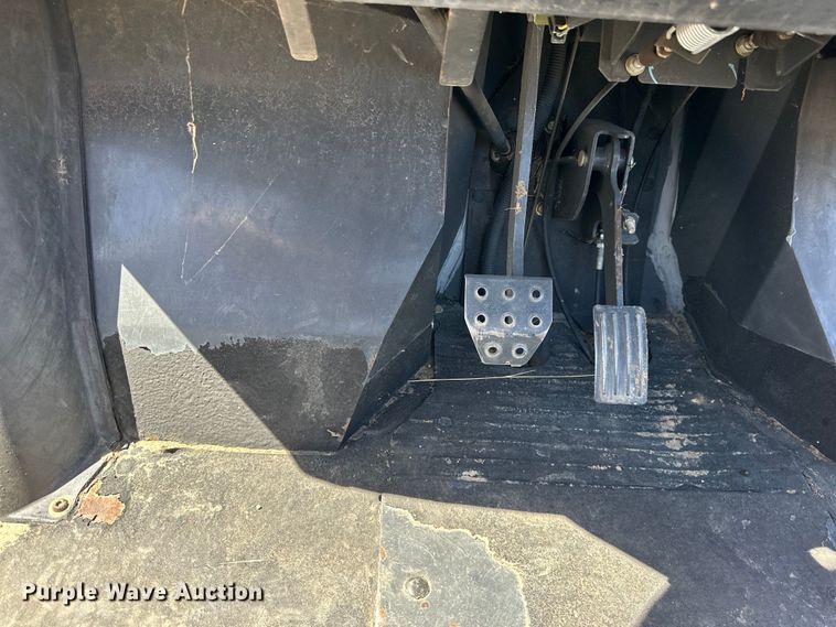 image for item OE9062 2009 Kubota RTV 500 utility vehicle