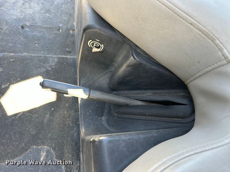 image for item OE9062 2009 Kubota RTV 500 utility vehicle