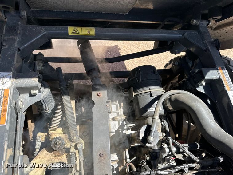 image for item OE9062 2009 Kubota RTV 500 utility vehicle