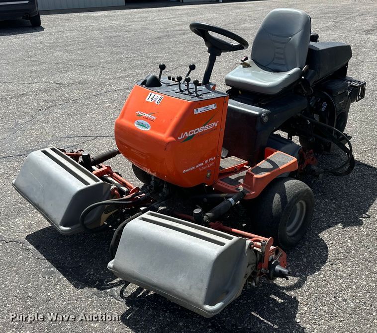 image for item OE9063 Jacobsen Greens King IV Plus greens mower