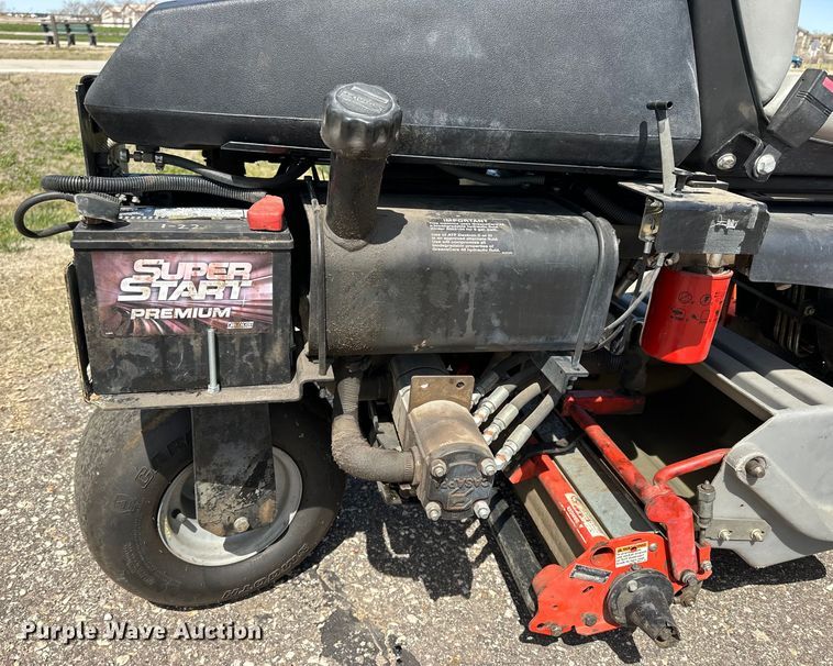 image for item OE9063 Jacobsen Greens King IV Plus greens mower