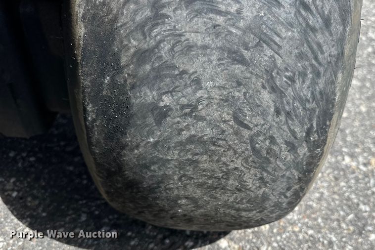 image for item OE9063 Jacobsen Greens King IV Plus greens mower