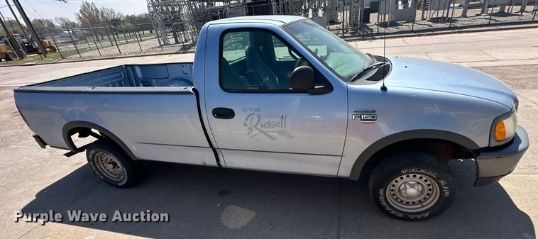 image for item OE9086 1998 Ford F150 pickup truck