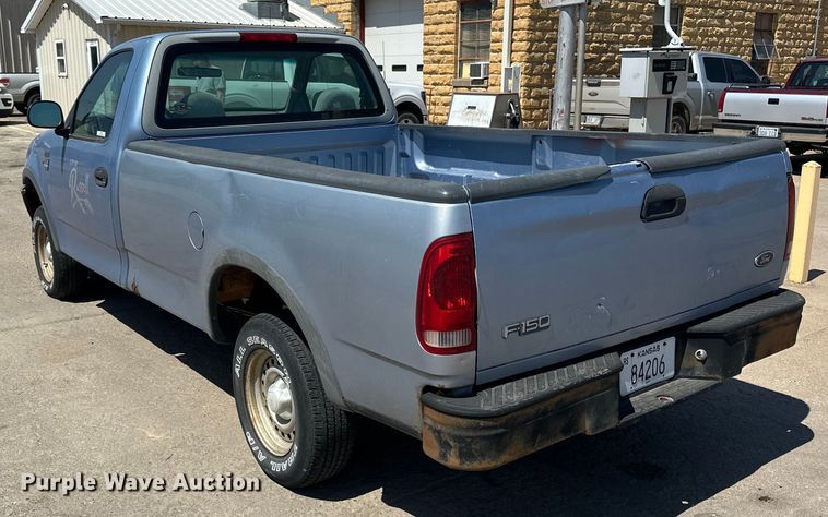 image for item OE9086 1998 Ford F150 pickup truck