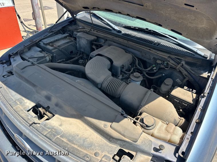 image for item OE9086 1998 Ford F150 pickup truck