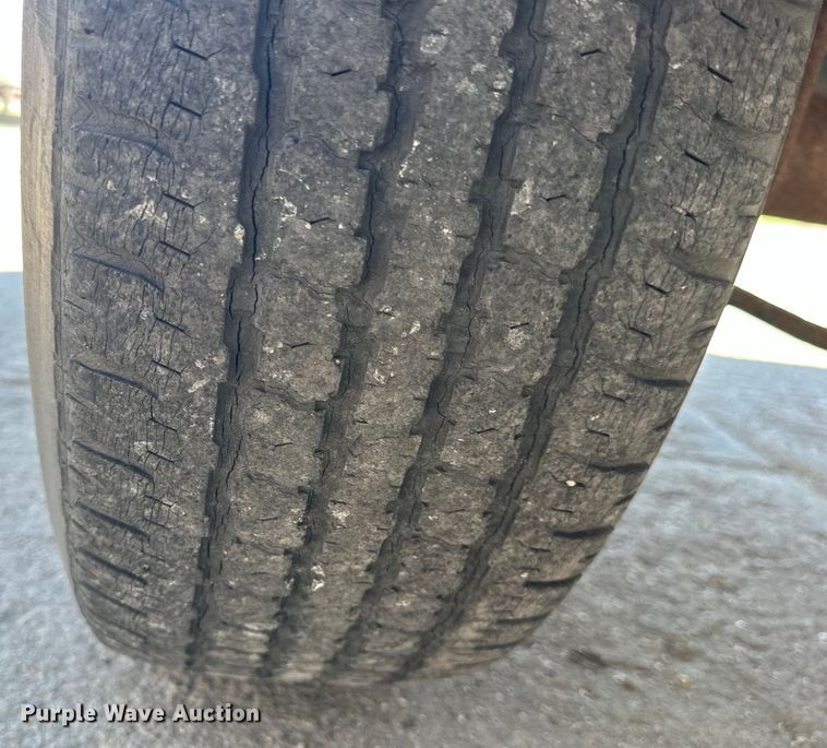 image for item OE9086 1998 Ford F150 pickup truck