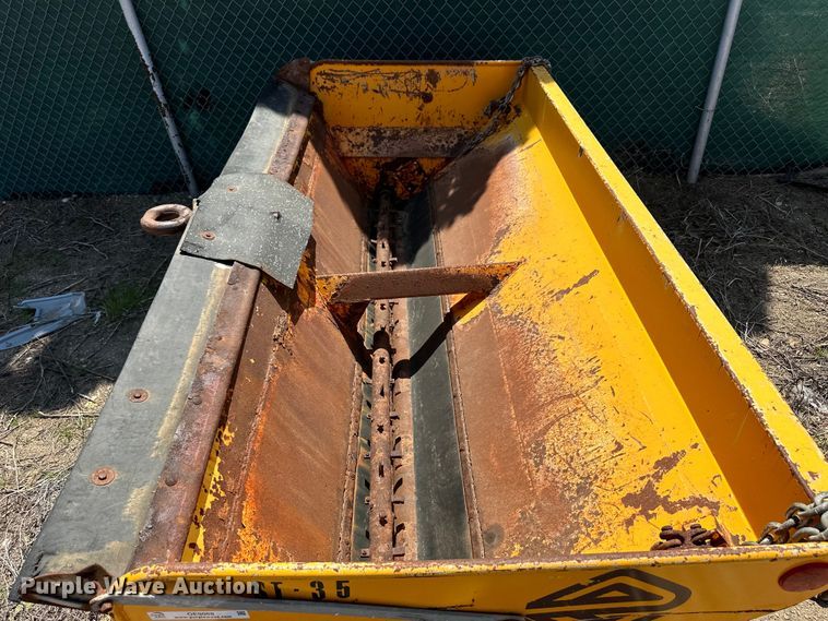 image for item OE9088 Epoke ST-35 spreader