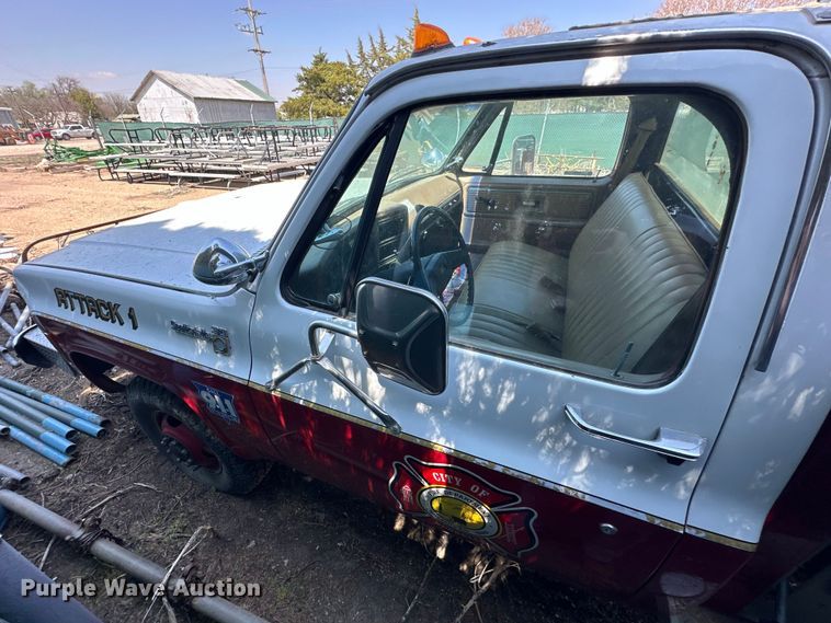 image for item OE9090 1978 Chevrolet  Scottsdale 30 brush fire truck