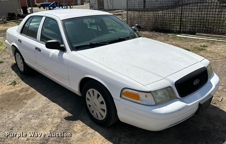 image for item OE9092 2006 Ford Crown Victoria Police Interceptor  