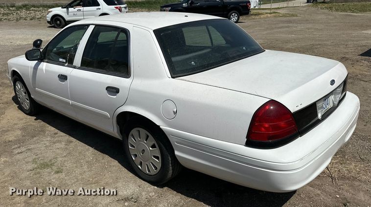 image for item OE9092 2006 Ford Crown Victoria Police Interceptor  