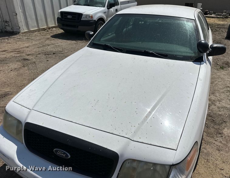 image for item OE9092 2006 Ford Crown Victoria Police Interceptor  