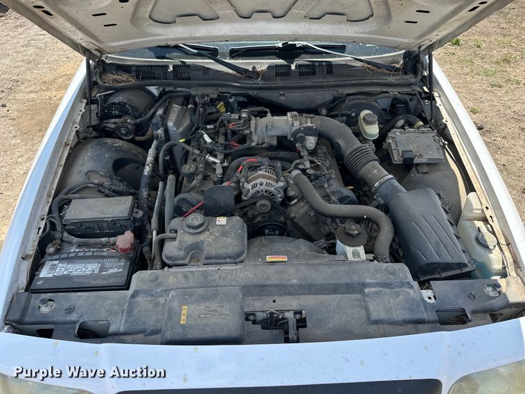 image for item OE9092 2006 Ford Crown Victoria Police Interceptor  