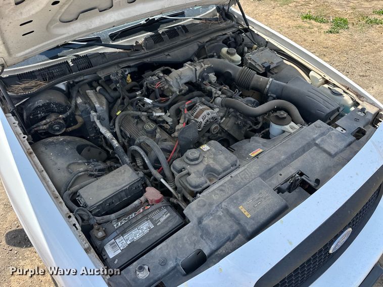 image for item OE9092 2006 Ford Crown Victoria Police Interceptor  