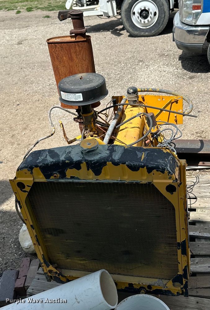 image for item OE9094 International Harvester UB220 Engine