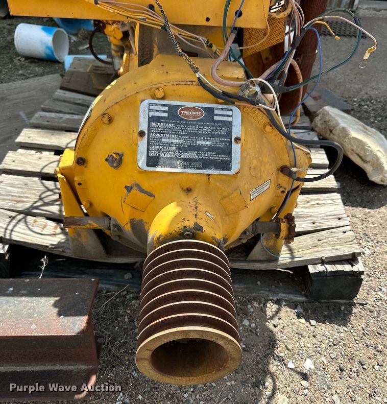 image for item OE9094 International Harvester UB220 Engine