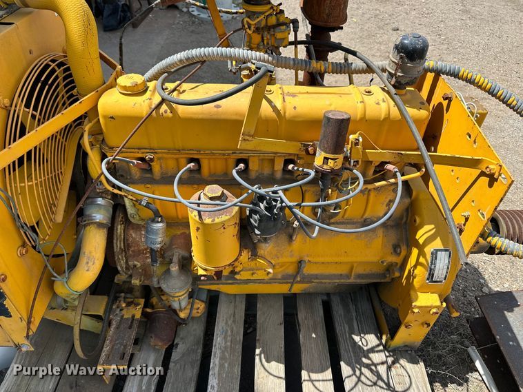 image for item OE9094 International Harvester UB220 Engine