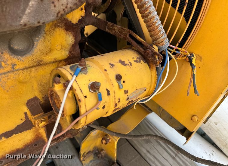 image for item OE9094 International Harvester UB220 Engine