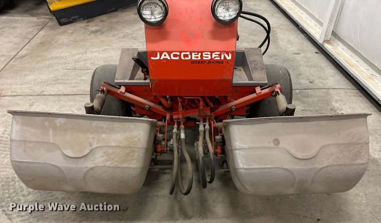 image for item OE9095 1986 Jacobsen Greens King 62221 greens mower