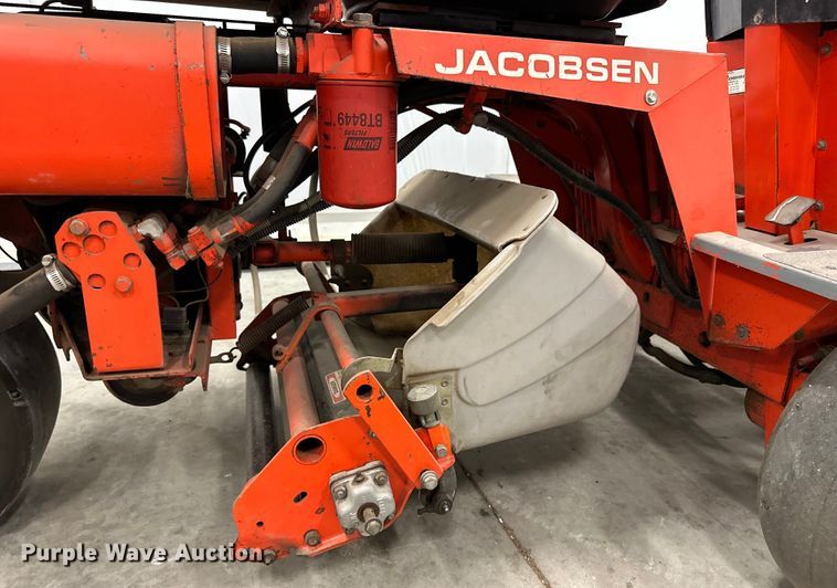 image for item OE9095 1986 Jacobsen Greens King 62221 greens mower