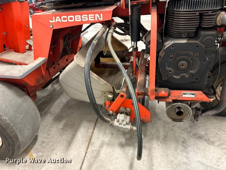 image for item OE9095 1986 Jacobsen Greens King 62221 greens mower