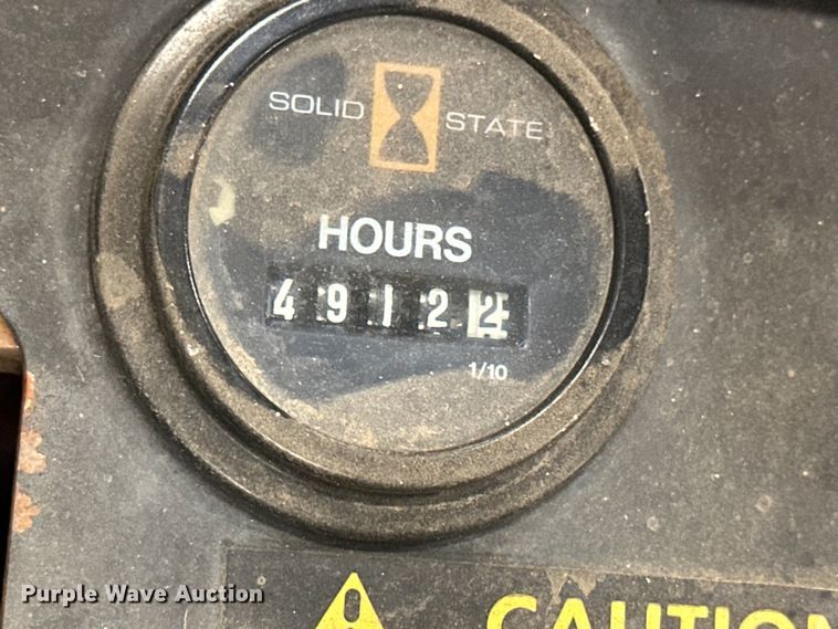 image for item OE9095 1986 Jacobsen Greens King 62221 greens mower