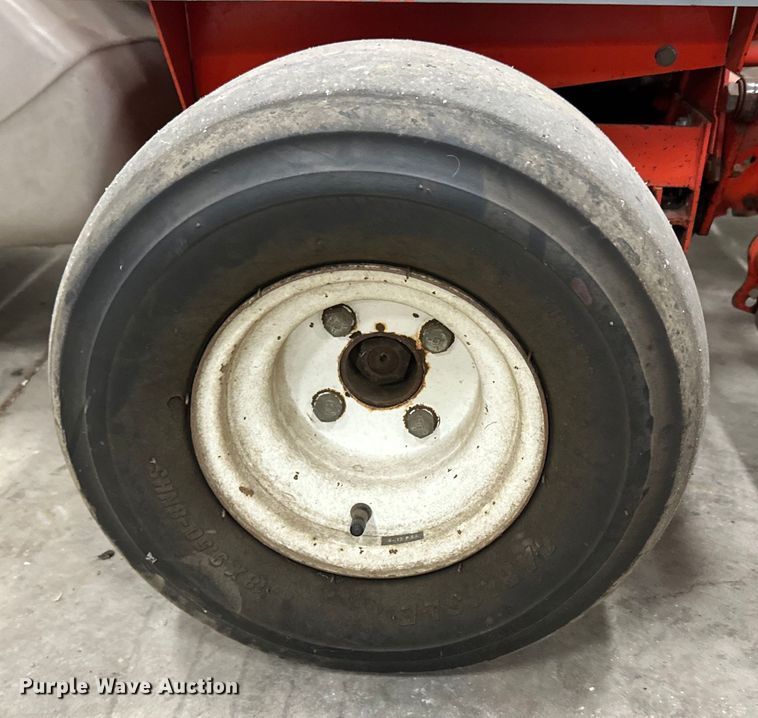 image for item OE9095 1986 Jacobsen Greens King 62221 greens mower