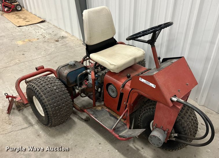 image for item OE9096 1974 Toro bunker rake